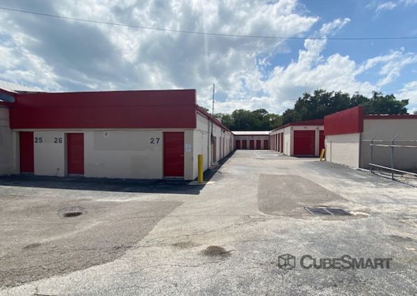 Cubesmart Self Storage Daytona Beach 1104 North Nova Road Sparefoot