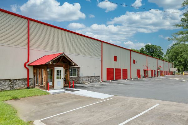 10 Federal Storage - Indiana Ave - 4955 Indiana Avenue
