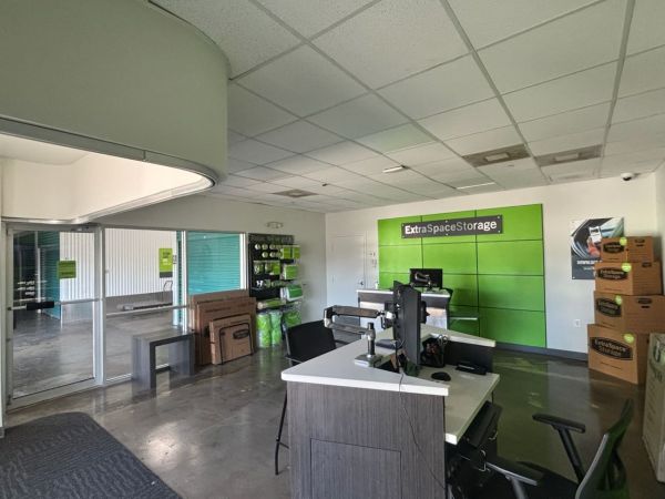 Extra Space Storage - 8184 - Bradenton - Cortez Road West - 1930 Cortez Road West