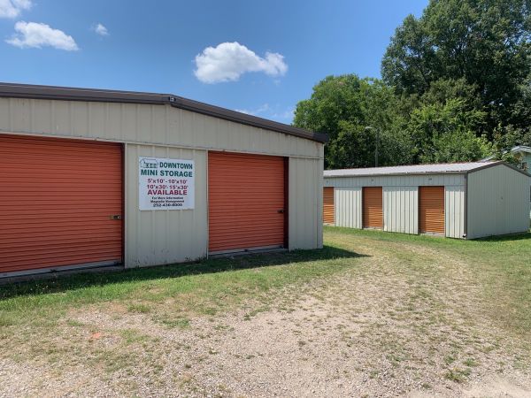 Henderson Storage - 135 Horner Street