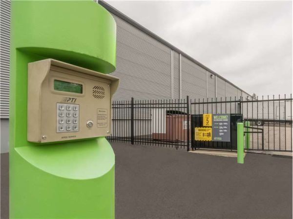 Extra Space Storage - 8803 - Glen Ellyn - Main Street - 1N372 Main Street