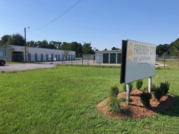 Friendly City - Hwy 69 - New Hope - 4504 Mississippi 69