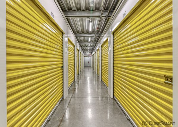 Bee Safe Storage - Greensboro - 5803 W. Gate City Blvd. - 5803 West Gate City Boulevard