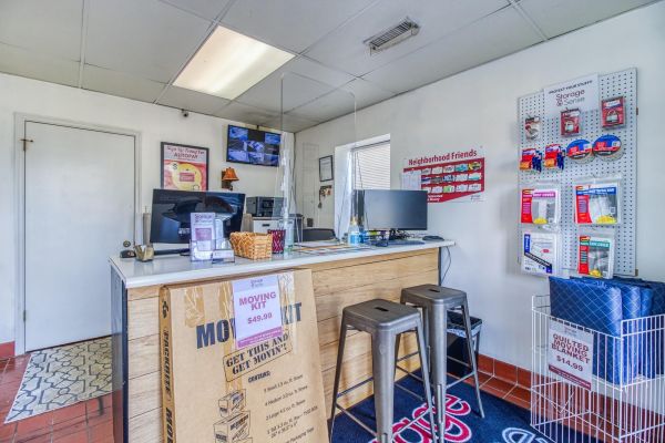 Storage Sense - Huntsville - Highway 72 - 2386 Highway 72 East
