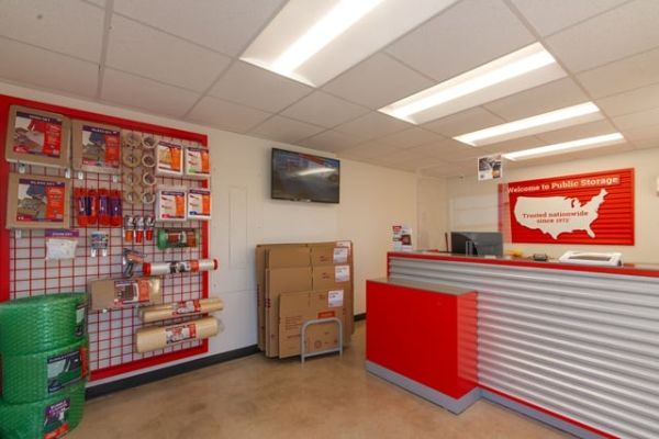 Public Storage - Hallandale - 3080 Pembroke Road - 3080 Pembroke Road