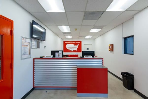 Public Storage - Davie - 8150 W State Road 84 - 8150 W State Road 84