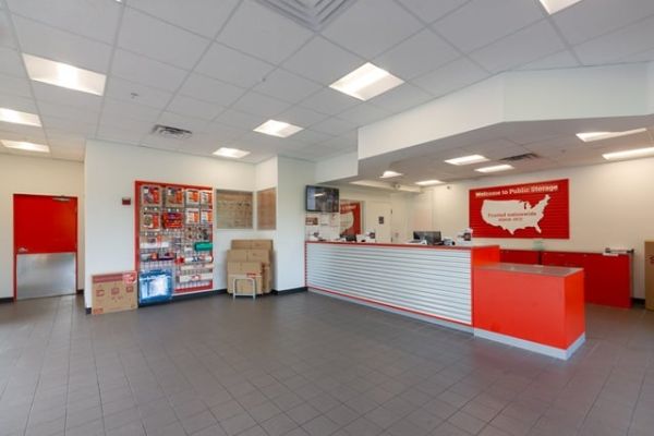 Public Storage - Ft Lauderdale - 1 NW 57th Street - 1 NW 57th Street