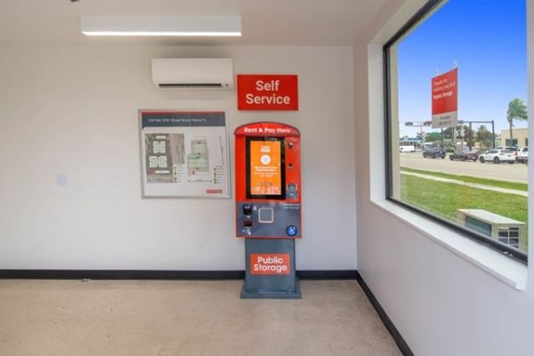 Public Storage - Boca Raton - 109 NW 20th Street - 109 NW 20th Street