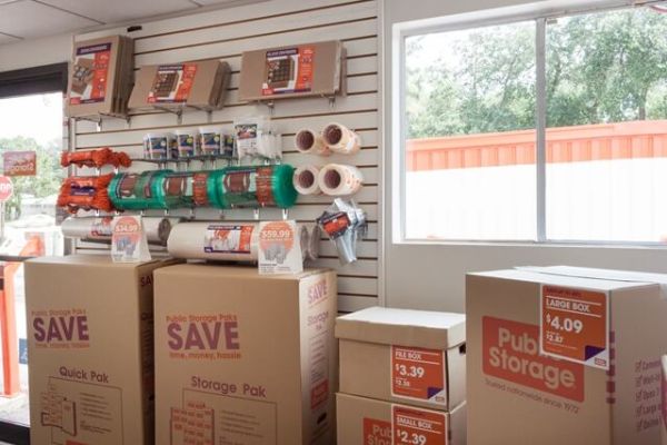 Public Storage - Palm Beach Gardens - 8755 N Military Trail - 8755 N Military Trail