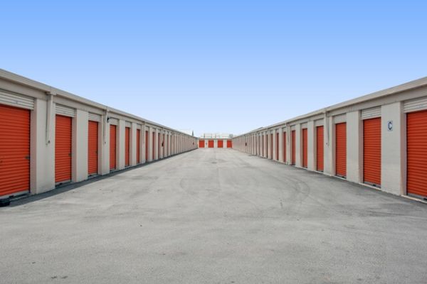 Public Storage - Ft Lauderdale - 1020 NW 23rd Ave - 1020 NW 23rd Ave