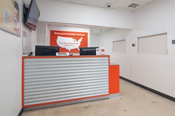 Public Storage - Lake Worth - 2701 Lake Worth Road - 2701 Lake Worth Road