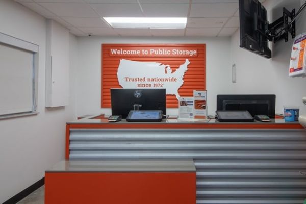 Public Storage - Tampa - 13611 N 15th Street - 13611 N 15th Street