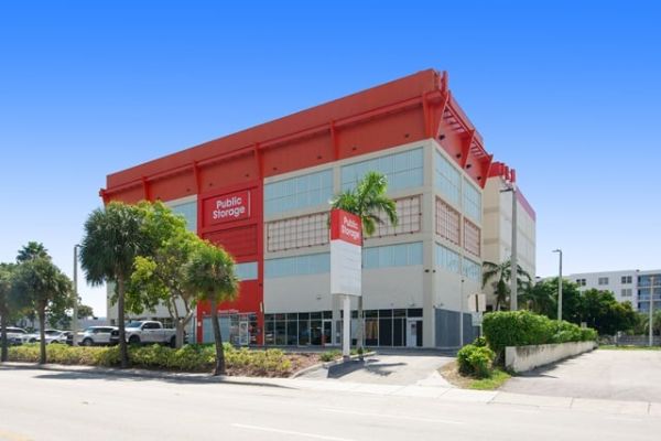 Public Storage - North Bay Village - 1550 Kennedy Causeway - 1550 Kennedy Causeway