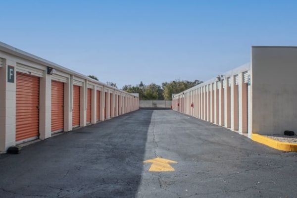 Public Storage - Fern Park - 7190 S US Highway 17/92 - 7190 S US Highway 17/92