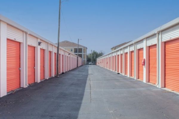 Public Storage - Tampa - 6940 N 56th Street - 6940 N 56th Street