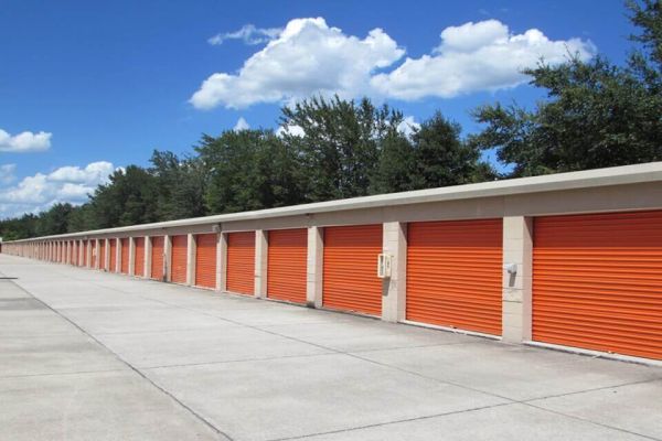 Public Storage - Brandon - 1010 W Lumsden Road - 1010 W Lumsden Road