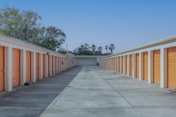 Public Storage - Orlando - 1851 N Alafaya Trail - 1851 Alafaya Trail N