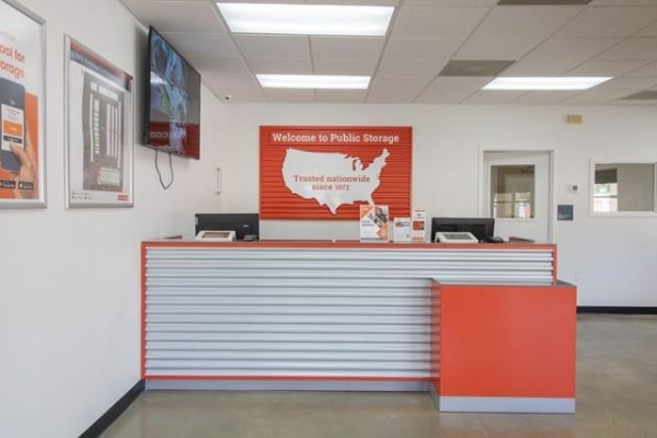 Public Storage - Orlando - 1851 N Alafaya Trail - 1851 Alafaya Trail N