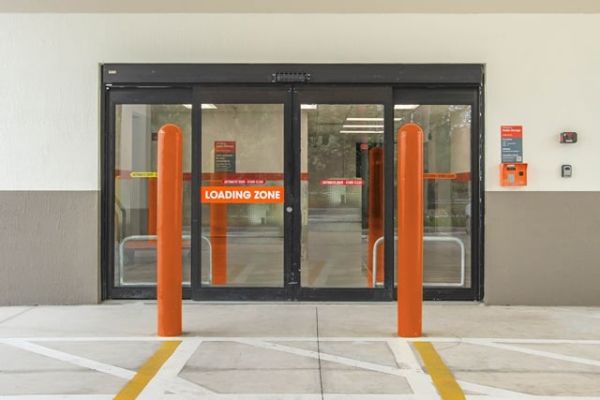 Public Storage - Ft Lauderdale - 6131 NE 14th Ave - 6131 NE 14th Ave