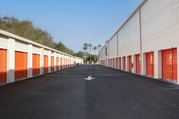 Public Storage - Lake Worth - 6664 Hypoluxo Rd - 6664 Hypoluxo Rd