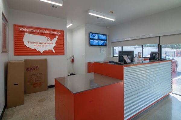 Public Storage - Lantana - 4390 Hypoluxo Rd - 4390 Hypoluxo Rd