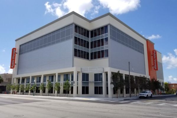 Public Storage - Miami - 3460 SW 8th St - 3460 SW 8th St