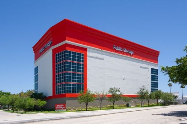 Public Storage - Ft Lauderdale - 701 SE 24th St - 701 SE 24th St