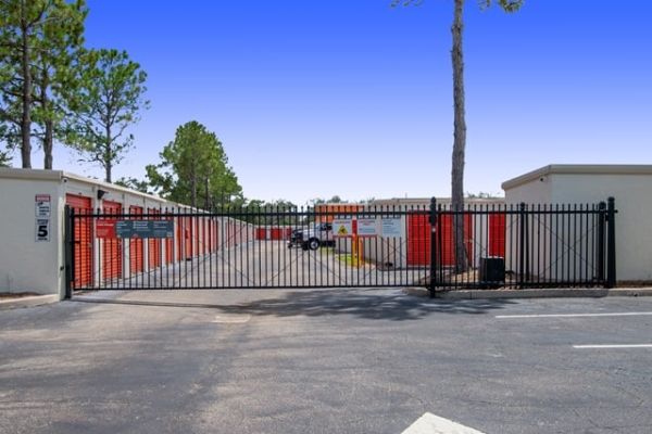 Public Storage - Lakewood Ranch - 7000 Professional Pkwy E - 7000 Professional Pkwy E