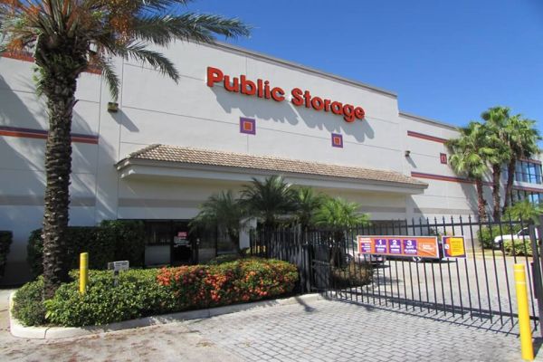 Public Storage - Boynton Beach - 400 E Industrial Ave - 400 Industrial Ave
