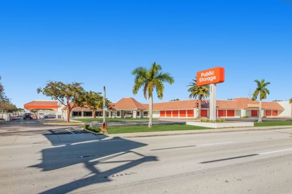 Public Storage - Fort Myers - 2235 Colonial Blvd - 2235 Colonial Blvd