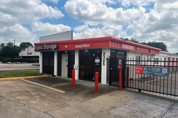 Public Storage - Houston - 2305 South Dairy Ashford - 2305 South Dairy Ashford
