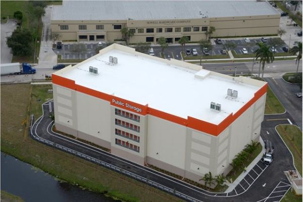 Public Storage - West Palm Beach - 1301 Mercer Ave - 1301 Mercer Ave