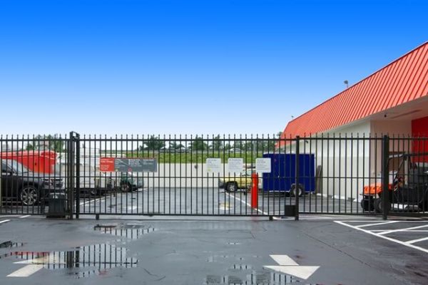 Public Storage - Hollywood - 851 Knights Rd - 851 Knights Rd