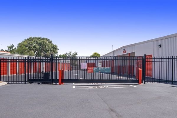 Public Storage - Sarasota - 4550 Clark Rd - 4550 Clark Rd