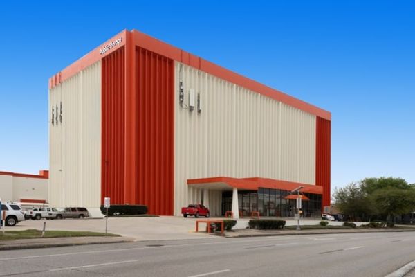 Public Storage - Houston - 5615 Westheimer Rd - 5615 Westheimer Rd