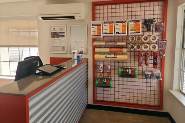 Public Storage - Houston - 5151 S Shaver Street - 5151 S Shaver Street