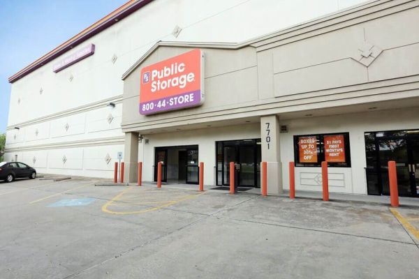 Public Storage - Houston - 7701 Main Street - 7701 S Main Street