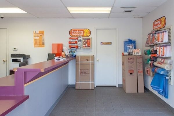 Public Storage - Dallas - 10540 Walnut Street - 10540 Walnut Street