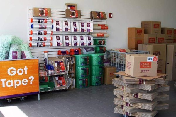 Public Storage - Southlake - 2855 E Southlake Blvd - 2855 E Southlake Blvd