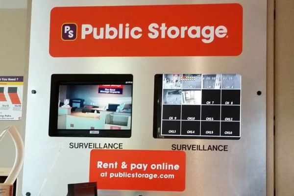 Public Storage - Austin - 2121 South IH-35 - 2121 South Ih-35