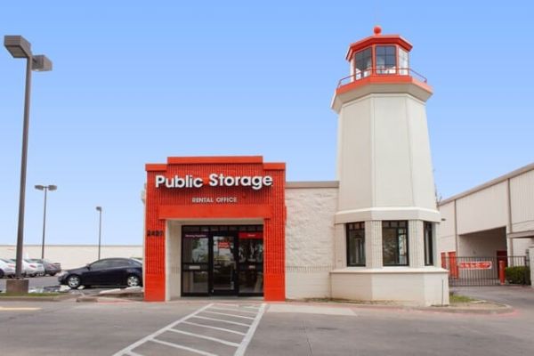 Public Storage - Dallas - 2420 N Haskell Ave - 2420 N Haskell Ave