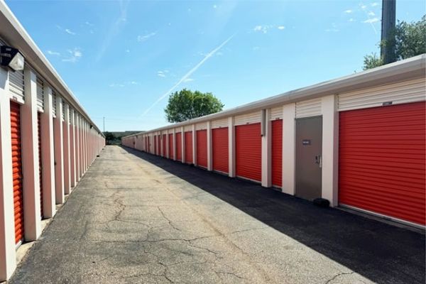 Public Storage - Houston - 14050 NW Freeway - 14050 Nw Freeway
