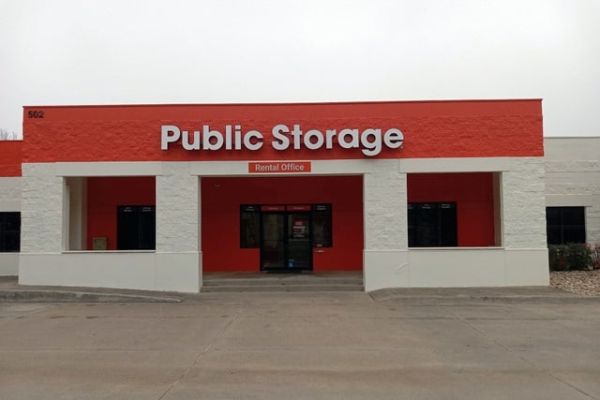 Public Storage - Arlington - 502 E Lamar Blvd - 502 E Lamar Blvd