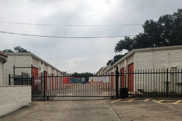 Public Storage - San Antonio - 14815 Jones Maltsberger Road - 14815 Jones Maltsberger Road