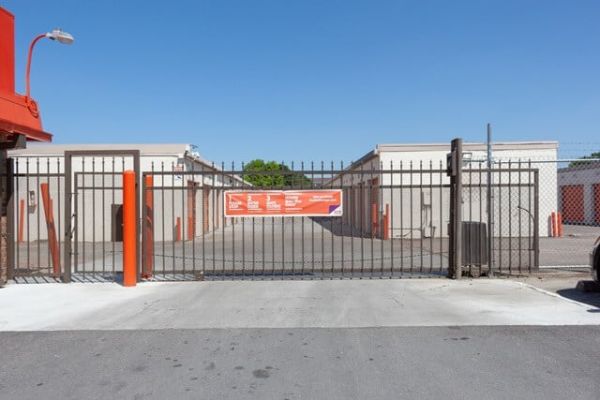 Public Storage - Houston - 2801 Hullsmith Drive - 2801 Hullsmith Drive