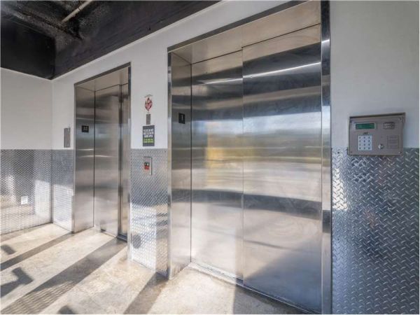 Extra Space Storage - 1392 - Coral Springs - Coral Ridge Drive - 3750 Coral Ridge Drive