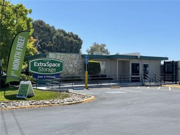 Extra Space Storage - 8199 - Santa Clara - De La Cruz Blvd - 1700 De La Cruz Boulevard