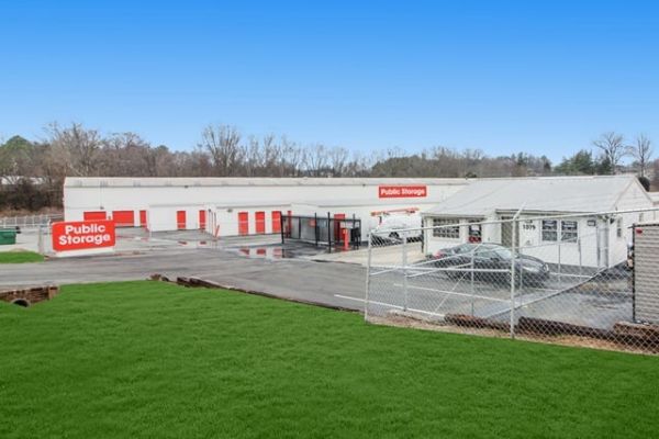 Public Storage - Concord - 1079 Concord Parkway North - 1079 Concord Parkway North