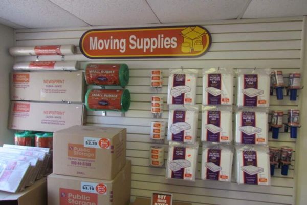 Public Storage - Raleigh - 3500 Maitland Drive - 3500 Maitland Drive