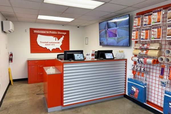 Public Storage - Bedford Heights - 22800 Miles Road - 22800 Miles Road